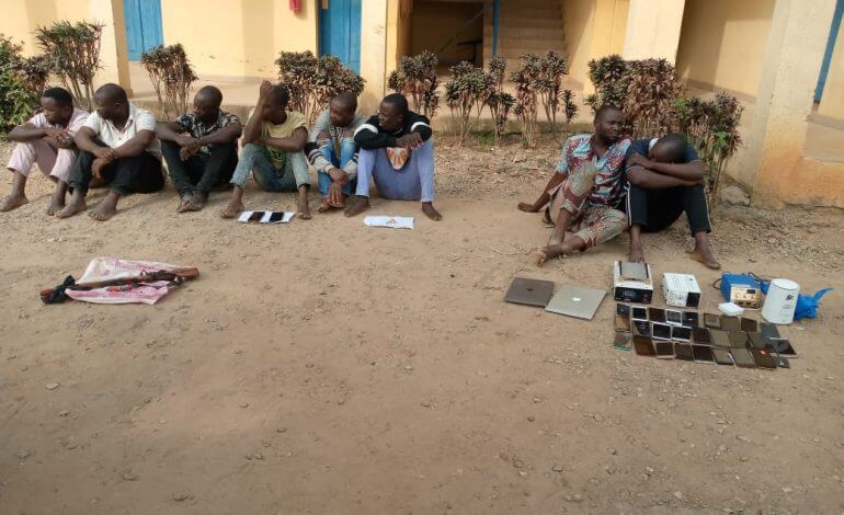 Police arrest 11 suspected armed robbers, others in Osun