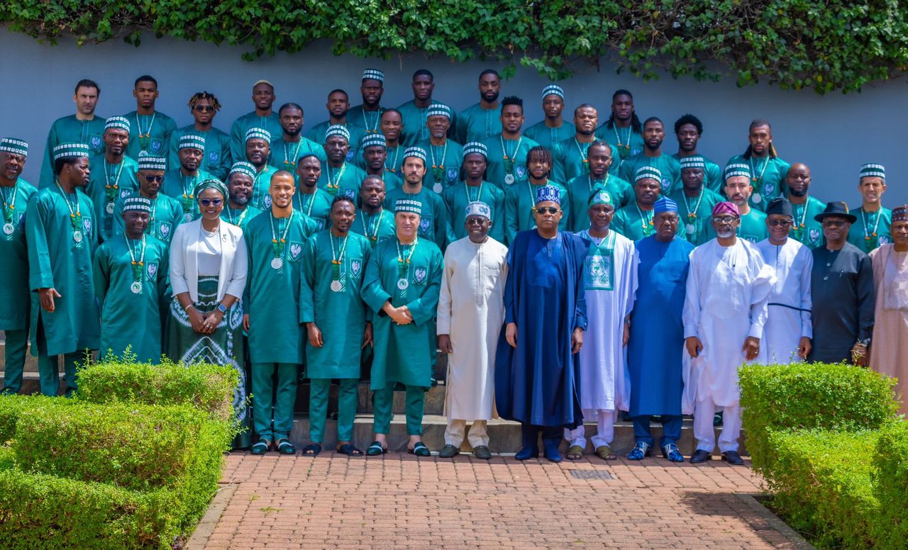 SUPER EAGLES AND THE PRESIDENT OF NIGERIA