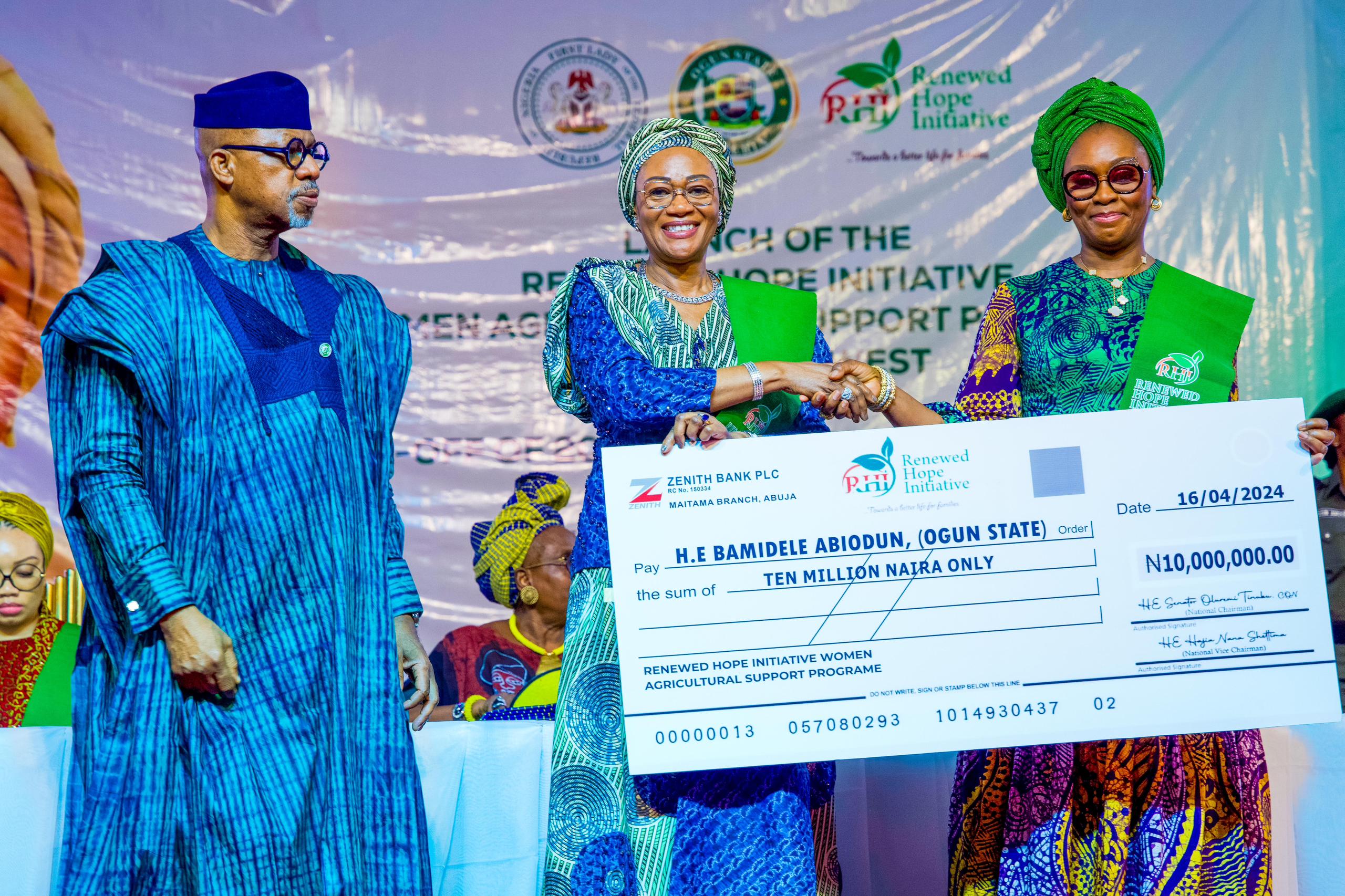 President’s wife launches Renewed Hope Initiative programme for South West women in Abeokuta
