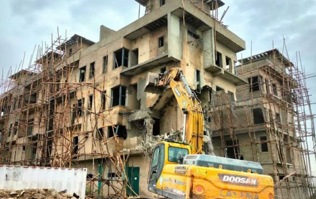 Experts attribute proliferation of illegal buildings to weak policies, shortcuts by land owners