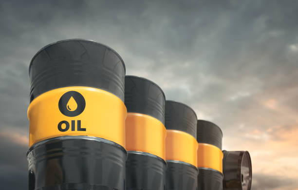 Global trade tensions weaken naira, drag oil prices – Report
