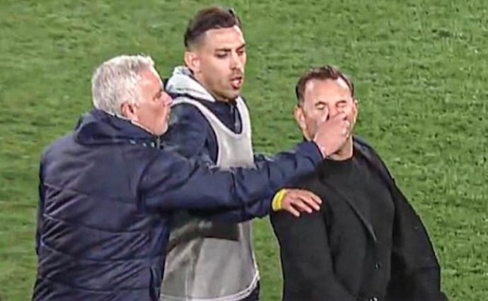 Mourinho hammered for grabbing Galatasaray Manager’s nose