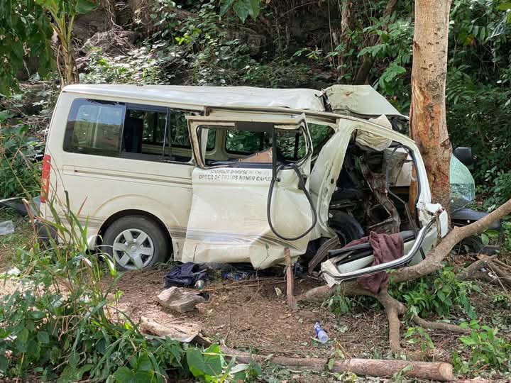 Seven seminarians die in bus crash in Cross River
