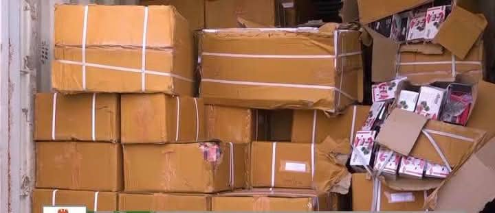 Nigeria Customs seize explosives hidden in Qurans at Benin border