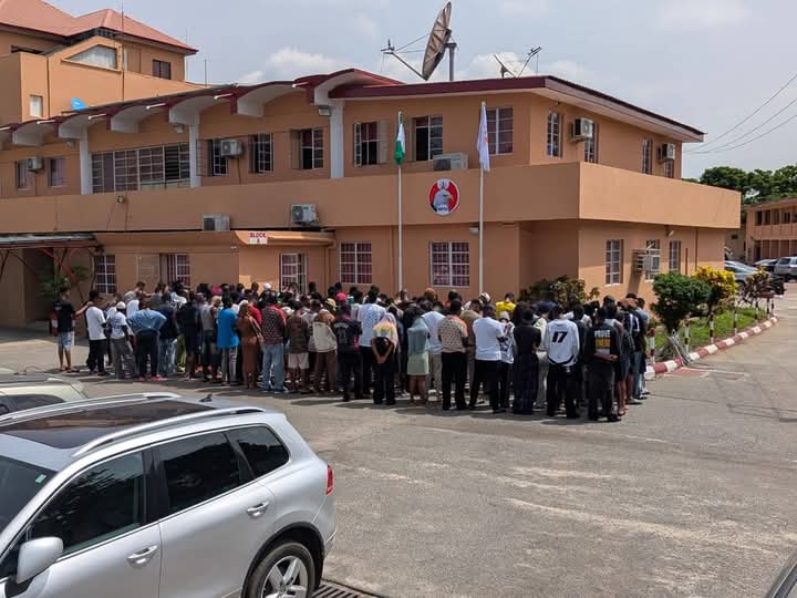 EFCC arrests 120 suspected internet fraudsters in Lagos, recovers 26 exotic cars, other items