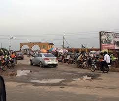 Residents, business owners lament poor Ogun road