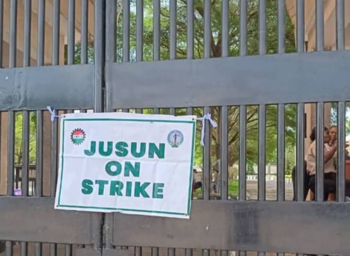 Striking judiciary workers lock out judges, others in Abuja