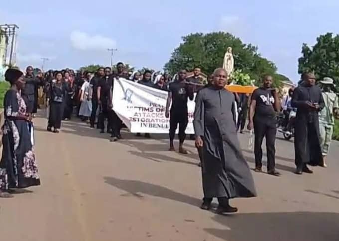 Catholic Church members in Benue hold prayer walk for victims of gunmen attacks, call for peace