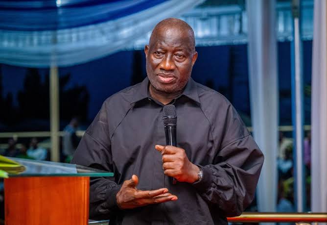 Eid-el-Kabir: Jonathan urges Nigerians to embrace peace, sacrifice