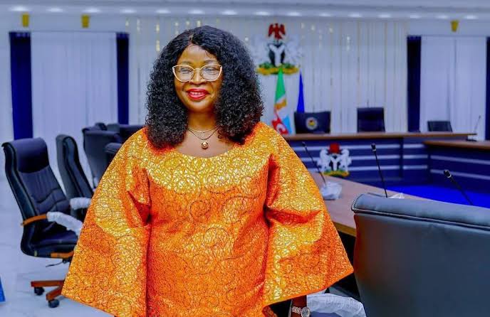 Cross River assembly suspends LG chair for three months